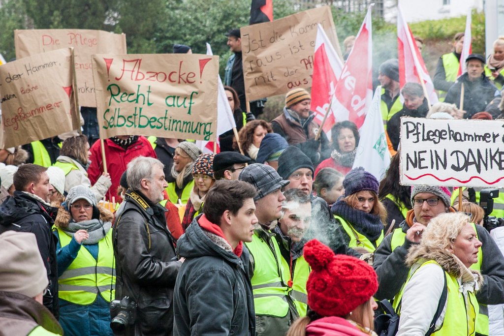 Demonstration gegen eine Pflegekammer in Kiel 21.01.2015