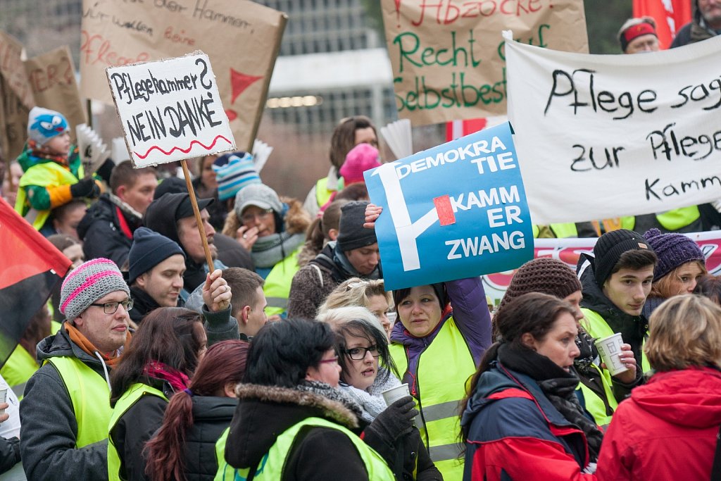 Demonstration gegen eine Pflegekammer in Kiel 21.01.2015